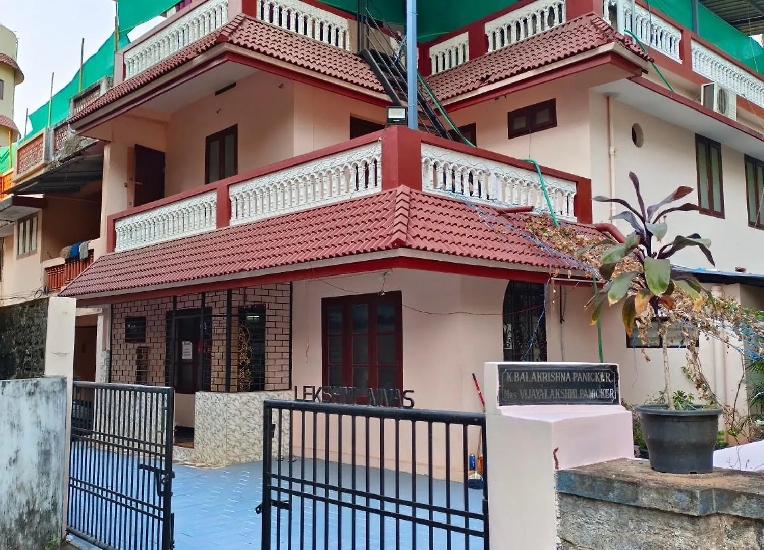 Geethas Villa Four Big Rooms غوروفايور